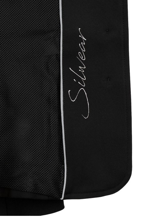 black_detail4.jpg